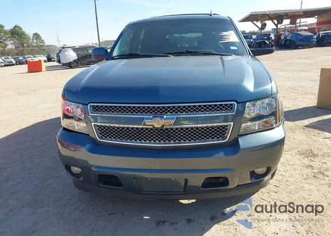 2008 Chevrolet Tahoe Lt из США, поврежденный, VIN 1GNFC13008R261498